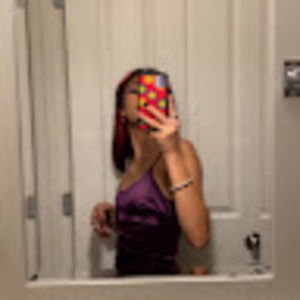 Meet your Posher, Ella